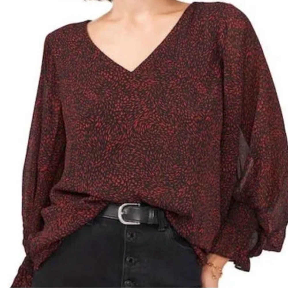 VINCE CAMUTO. NWT. Black/Red V-Neck Top. Smock work on Sleeves. Size XS.